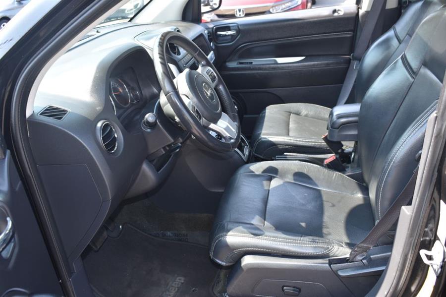 2016 Jeep Compass LATITUDE, available for sale in Patchogue, New York | 112 Auto Plaza. Patchogue, New York 2016 Jeep Compass LATITUDE, available for sale in Patchogue, New York | 112 Auto Plaza. Patchogue, New York