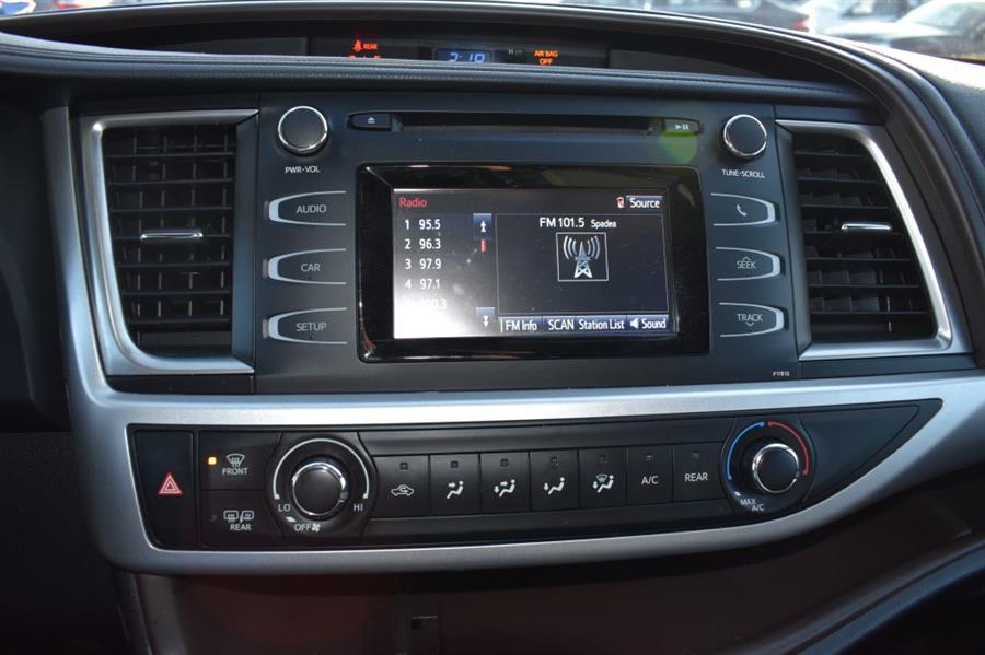 2019 Toyota Highlander LE, available for sale in Patchogue, New York | 112 Auto Plaza. Patchogue, New York 2019 Toyota Highlander LE, available for sale in Patchogue, New York | 112 Auto Plaza. Patchogue, New York