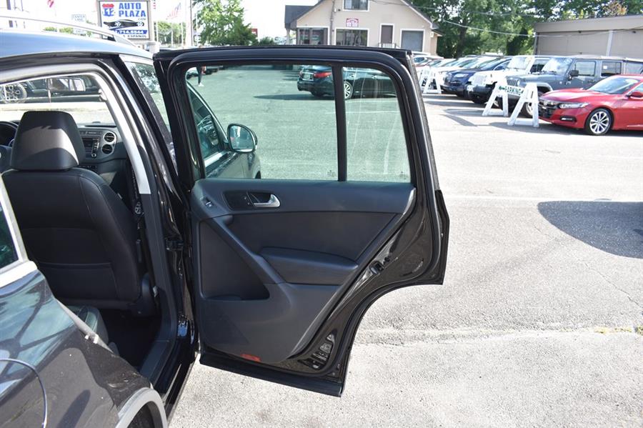 2015 Volkswagen Tiguan S, available for sale in Patchogue, New York | 112 Auto Plaza. Patchogue, New York 2015 Volkswagen Tiguan S, available for sale in Patchogue, New York | 112 Auto Plaza. Patchogue, New York