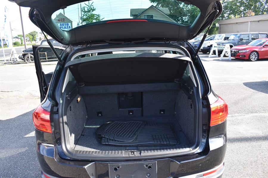 2015 Volkswagen Tiguan S, available for sale in Patchogue, New York | 112 Auto Plaza. Patchogue, New York 2015 Volkswagen Tiguan S, available for sale in Patchogue, New York | 112 Auto Plaza. Patchogue, New York