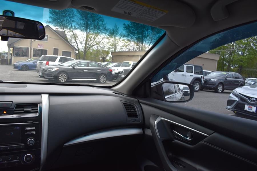 2015 Nissan Altima 2.5, available for sale in Patchogue, New York | 112 Auto Plaza. Patchogue, New York 2015 Nissan Altima 2.5, available for sale in Patchogue, New York | 112 Auto Plaza. Patchogue, New York