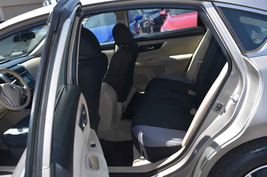 2014 Nissan Altima 2.5, available for sale in Patchogue, New York | 112 Auto Plaza. Patchogue, New York 2014 Nissan Altima 2.5, available for sale in Patchogue, New York | 112 Auto Plaza. Patchogue, New York