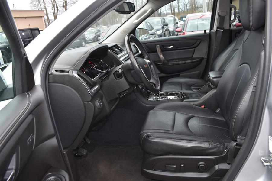 2017 GMC Acadia Limited SLT-2, available for sale in Patchogue, New York | 112 Auto Plaza. Patchogue, New York 2017 GMC Acadia Limited SLT-2, available for sale in Patchogue, New York | 112 Auto Plaza. Patchogue, New York
