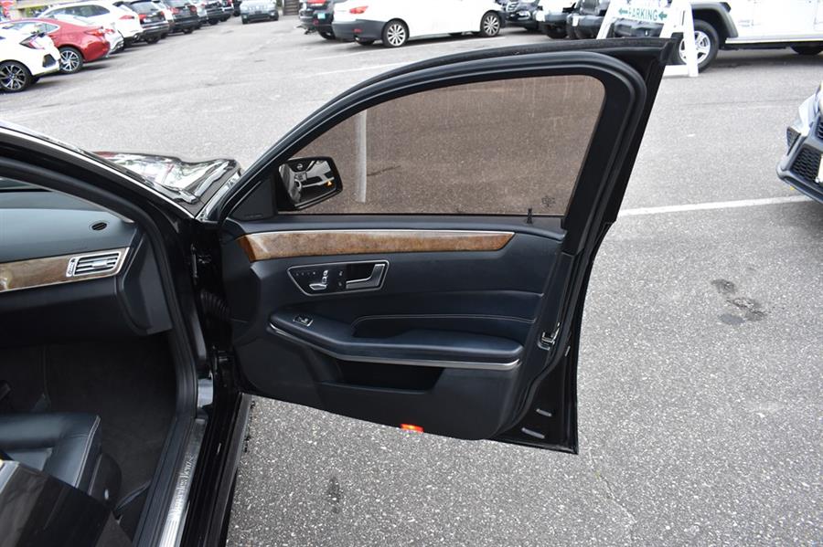2014 Mercedes-benz E-class E350 4MATIC, available for sale in Patchogue, New York | 112 Auto Plaza. Patchogue, New York 2014 Mercedes-benz E-class E350 4MATIC, available for sale in Patchogue, New York | 112 Auto Plaza. Patchogue, New York