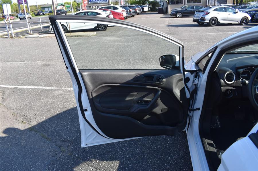 2019 Ford Fiesta SE, available for sale in Patchogue, New York | 112 Auto Plaza. Patchogue, New York 2019 Ford Fiesta SE, available for sale in Patchogue, New York | 112 Auto Plaza. Patchogue, New York