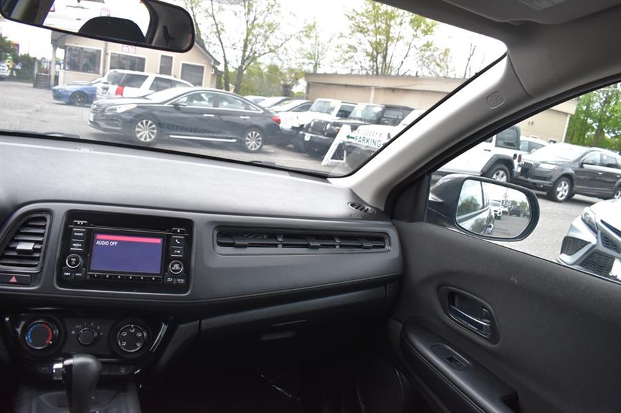 2019 Honda Hr-v LX, available for sale in Patchogue, New York | 112 Auto Plaza. Patchogue, New York 2019 Honda Hr-v LX, available for sale in Patchogue, New York | 112 Auto Plaza. Patchogue, New York