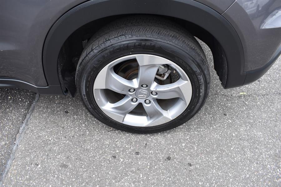 2019 Honda Hr-v LX, available for sale in Patchogue, New York | 112 Auto Plaza. Patchogue, New York 2019 Honda Hr-v LX, available for sale in Patchogue, New York | 112 Auto Plaza. Patchogue, New York