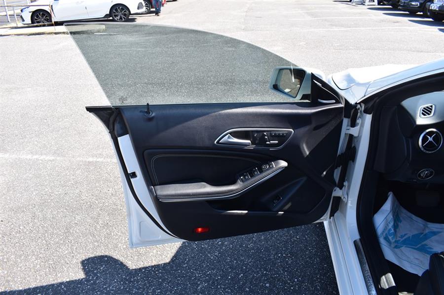2015 Mercedes-benz Cla 250 4MATIC, available for sale in Patchogue, New York | 112 Auto Plaza. Patchogue, New York 2015 Mercedes-benz Cla 250 4MATIC, available for sale in Patchogue, New York | 112 Auto Plaza. Patchogue, New York