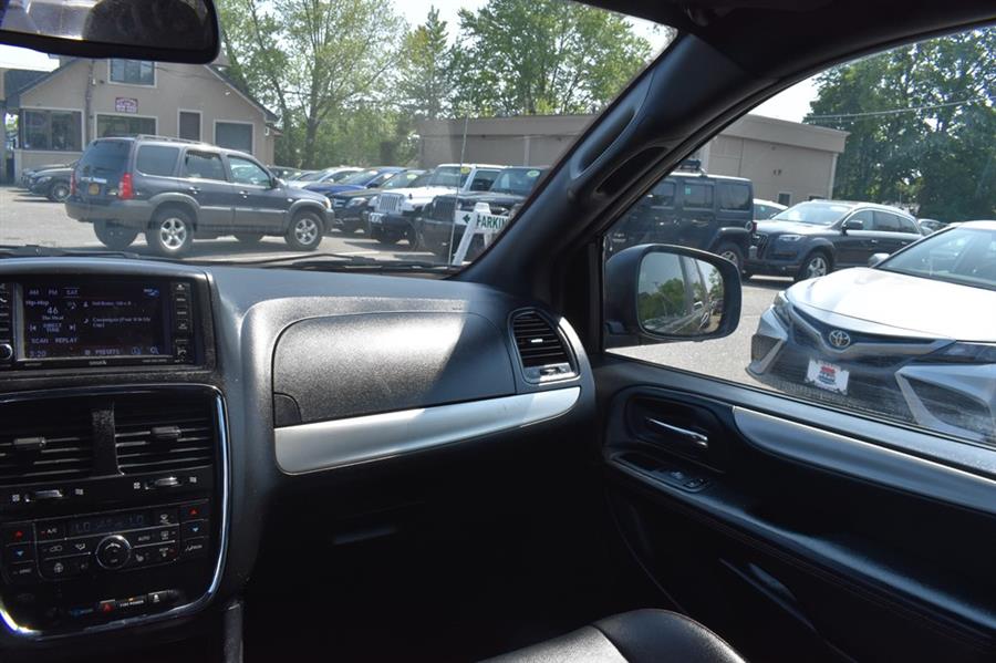 2020 Dodge Grand Caravan GT, available for sale in Patchogue, New York | 112 Auto Plaza. Patchogue, New York 2020 Dodge Grand Caravan GT, available for sale in Patchogue, New York | 112 Auto Plaza. Patchogue, New York