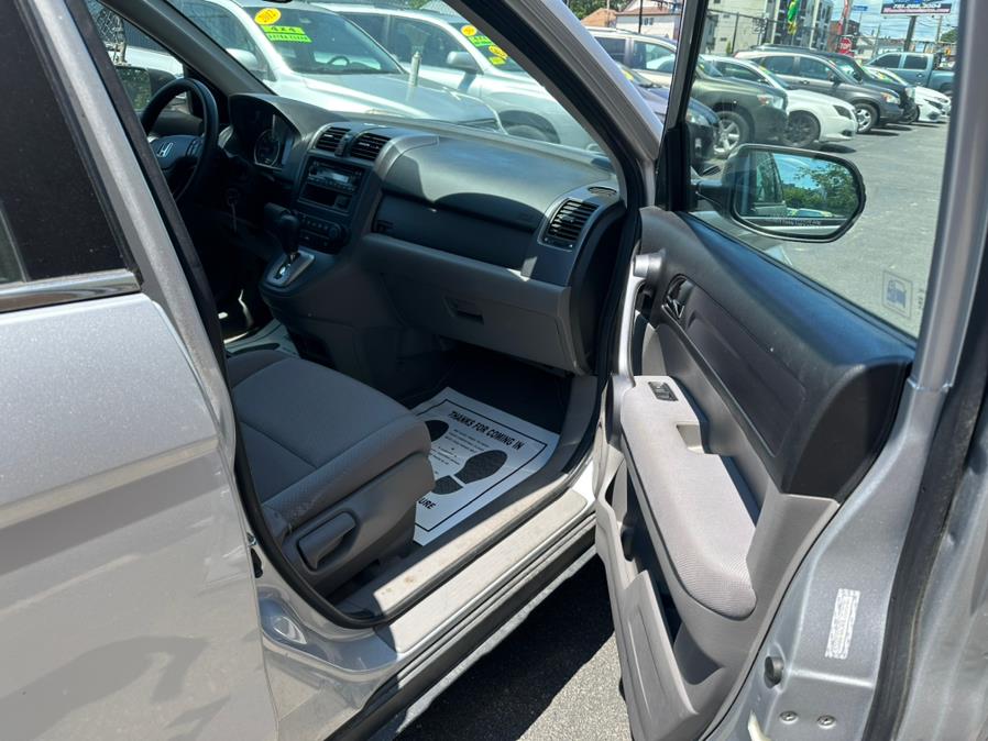 2009 Honda CR-V 4WD 5dr LX, available for sale in Revere, Massachusetts | Wonderland Auto. Revere, Massachusetts 2009 Honda CR-V 4WD 5dr LX, available for sale in Revere, Massachusetts | Wonderland Auto. Revere, Massachusetts