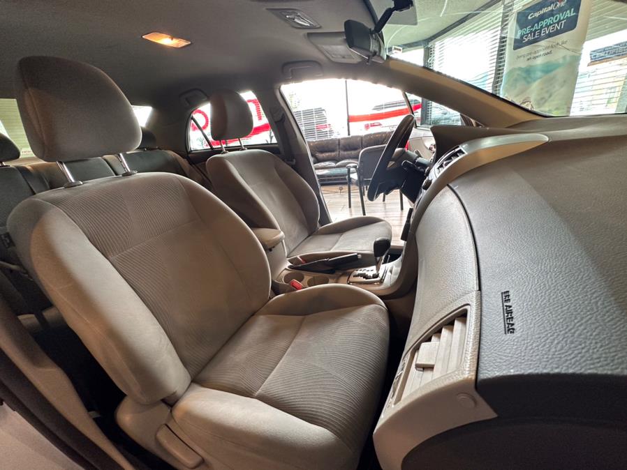 2011 Toyota Corolla 4dr Sdn Auto LE, available for sale in West Hartford, Connecticut | AutoMax. West Hartford, Connecticut 2011 Toyota Corolla 4dr Sdn Auto LE, available for sale in West Hartford, Connecticut | AutoMax. West Hartford, Connecticut