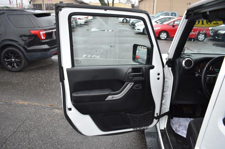 2016 Jeep Wrangler Unlimi SAHARA, available for sale in Patchogue, New York | 112 Auto Plaza. Patchogue, New York 2016 Jeep Wrangler Unlimi SAHARA, available for sale in Patchogue, New York | 112 Auto Plaza. Patchogue, New York