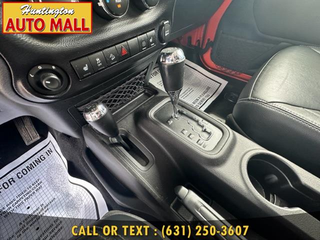 2015 Jeep Wrangler Unlimited 4WD 4dr Sahara, available for sale in Huntington Station, New York | Huntington Auto Mall. Huntington Station, New York 2015 Jeep Wrangler Unlimited 4WD 4dr Sahara, available for sale in Huntington Station, New York | Huntington Auto Mall. Huntington Station, New York