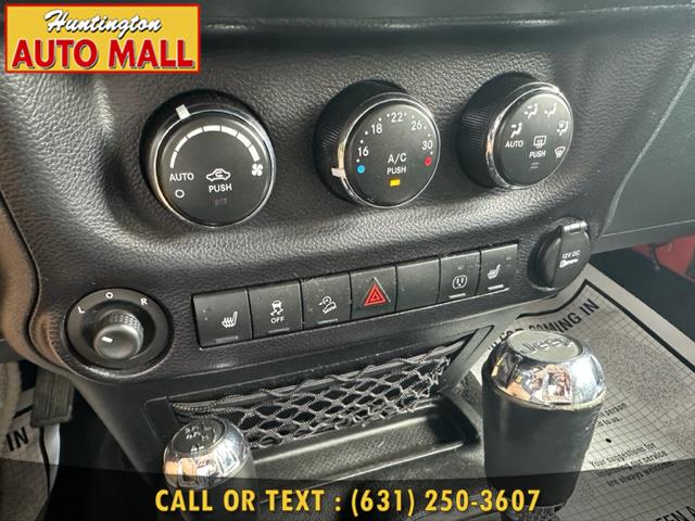 2015 Jeep Wrangler Unlimited 4WD 4dr Sahara, available for sale in Huntington Station, New York | Huntington Auto Mall. Huntington Station, New York 2015 Jeep Wrangler Unlimited 4WD 4dr Sahara, available for sale in Huntington Station, New York | Huntington Auto Mall. Huntington Station, New York