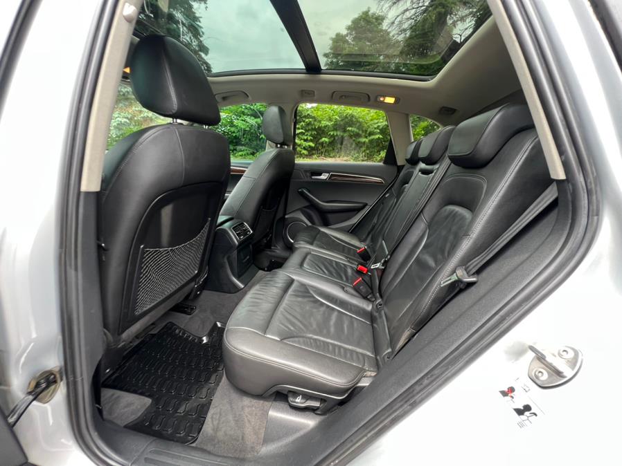 2010 Audi Q5 quattro 4dr Premium Plus, available for sale in Waterbury, Connecticut | Platinum Auto Care. Waterbury, Connecticut 2010 Audi Q5 quattro 4dr Premium Plus, available for sale in Waterbury, Connecticut | Platinum Auto Care. Waterbury, Connecticut