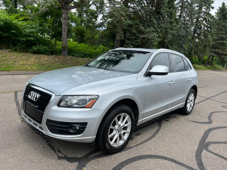 2010 Audi Q5 quattro 4dr Premium Plus, available for sale in Waterbury, Connecticut | Platinum Auto Care. Waterbury, Connecticut 2010 Audi Q5 quattro 4dr Premium Plus, available for sale in Waterbury, Connecticut | Platinum Auto Care. Waterbury, Connecticut