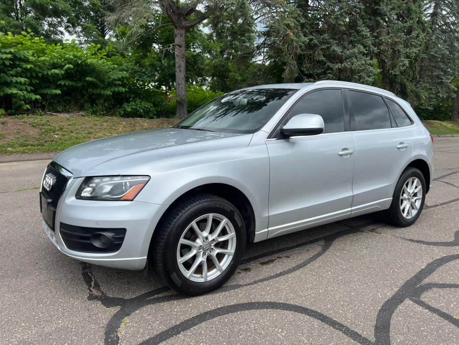 2010 Audi Q5 quattro 4dr Premium Plus, available for sale in Waterbury, Connecticut | Platinum Auto Care. Waterbury, Connecticut 2010 Audi Q5 quattro 4dr Premium Plus, available for sale in Waterbury, Connecticut | Platinum Auto Care. Waterbury, Connecticut