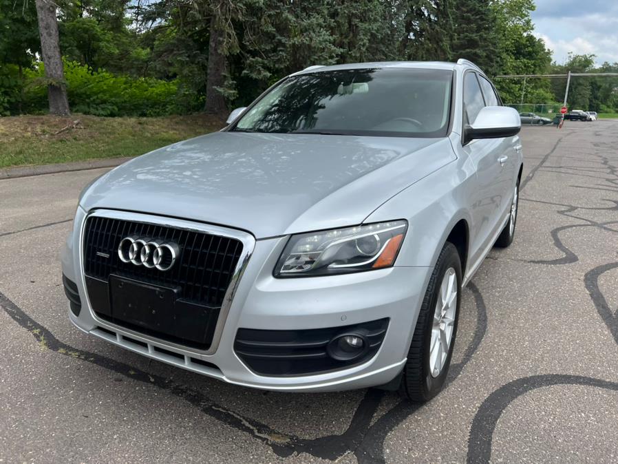 2010 Audi Q5 quattro 4dr Premium Plus, available for sale in Waterbury, Connecticut | Platinum Auto Care. Waterbury, Connecticut 2010 Audi Q5 quattro 4dr Premium Plus, available for sale in Waterbury, Connecticut | Platinum Auto Care. Waterbury, Connecticut