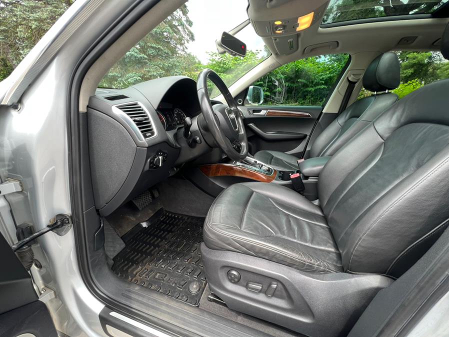 2010 Audi Q5 quattro 4dr Premium Plus, available for sale in Waterbury, Connecticut | Platinum Auto Care. Waterbury, Connecticut 2010 Audi Q5 quattro 4dr Premium Plus, available for sale in Waterbury, Connecticut | Platinum Auto Care. Waterbury, Connecticut