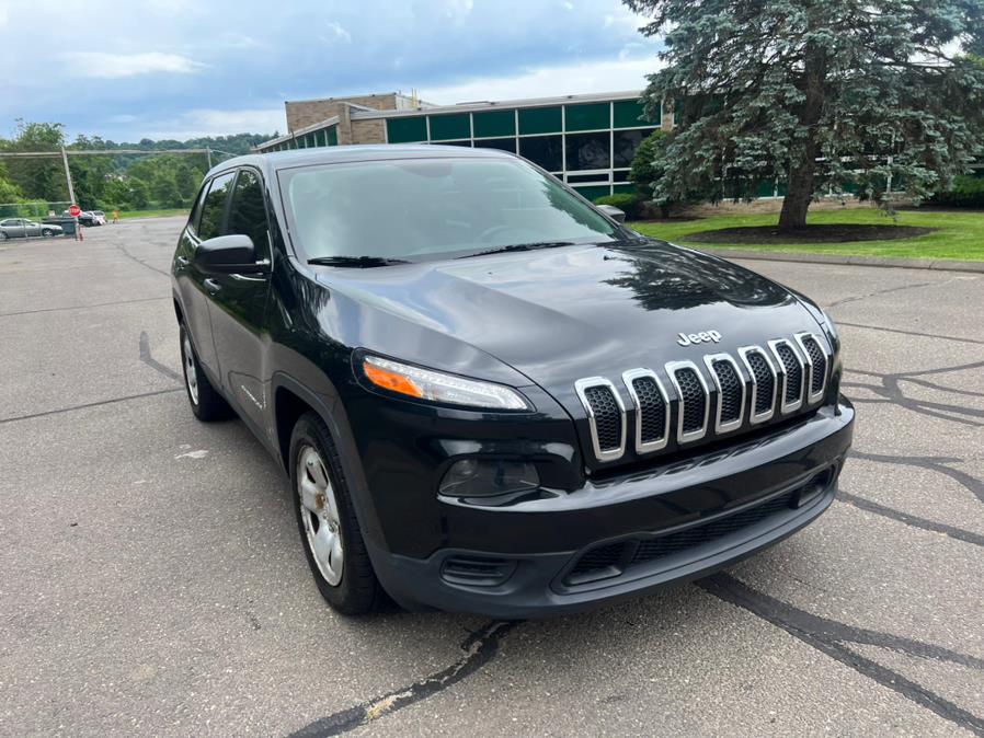 2014 Jeep Cherokee FWD 4dr Sport, available for sale in Waterbury, Connecticut | Platinum Auto Care. Waterbury, Connecticut 2014 Jeep Cherokee FWD 4dr Sport, available for sale in Waterbury, Connecticut | Platinum Auto Care. Waterbury, Connecticut