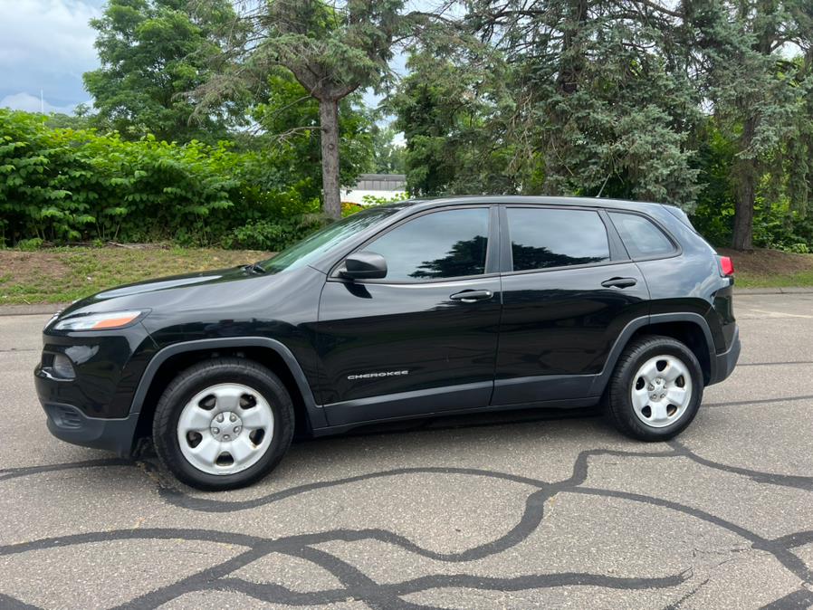 2014 Jeep Cherokee FWD 4dr Sport, available for sale in Waterbury, Connecticut | Platinum Auto Care. Waterbury, Connecticut 2014 Jeep Cherokee FWD 4dr Sport, available for sale in Waterbury, Connecticut | Platinum Auto Care. Waterbury, Connecticut