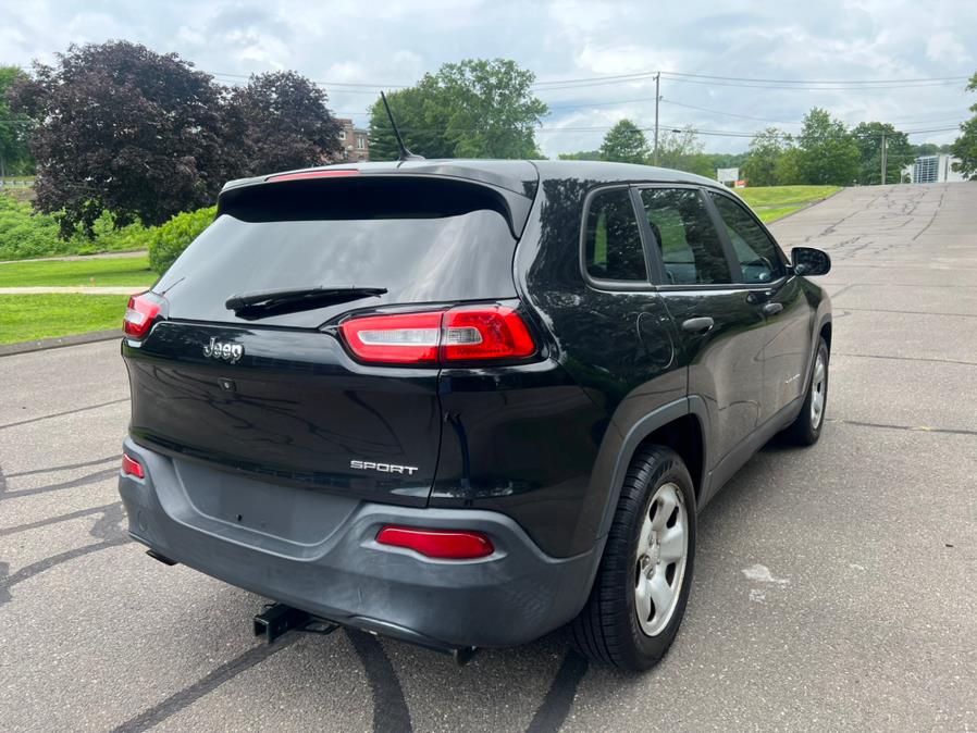 2014 Jeep Cherokee FWD 4dr Sport, available for sale in Waterbury, Connecticut | Platinum Auto Care. Waterbury, Connecticut 2014 Jeep Cherokee FWD 4dr Sport, available for sale in Waterbury, Connecticut | Platinum Auto Care. Waterbury, Connecticut
