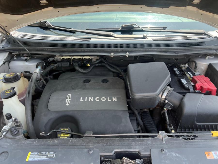 2013 Lincoln MKX AWD 4dr, available for sale in Waterbury, Connecticut | Platinum Auto Care. Waterbury, Connecticut 2013 Lincoln MKX AWD 4dr, available for sale in Waterbury, Connecticut | Platinum Auto Care. Waterbury, Connecticut