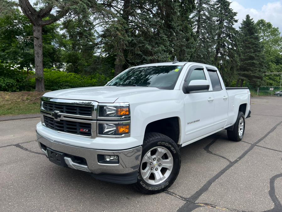 2015 Chevrolet Silverado 1500 4WD Double Cab 143.5" LT w/1LT, available for sale in Waterbury, Connecticut | Platinum Auto Care. Waterbury, Connecticut