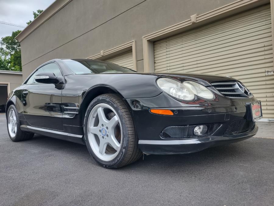 2003 Mercedes-Benz SL-Class 2dr Roadster 5.0L, available for sale in Wantagh, New York | Alpine Motors Inc. Wantagh, New York 2003 Mercedes-Benz SL-Class 2dr Roadster 5.0L, available for sale in Wantagh, New York | Alpine Motors Inc. Wantagh, New York