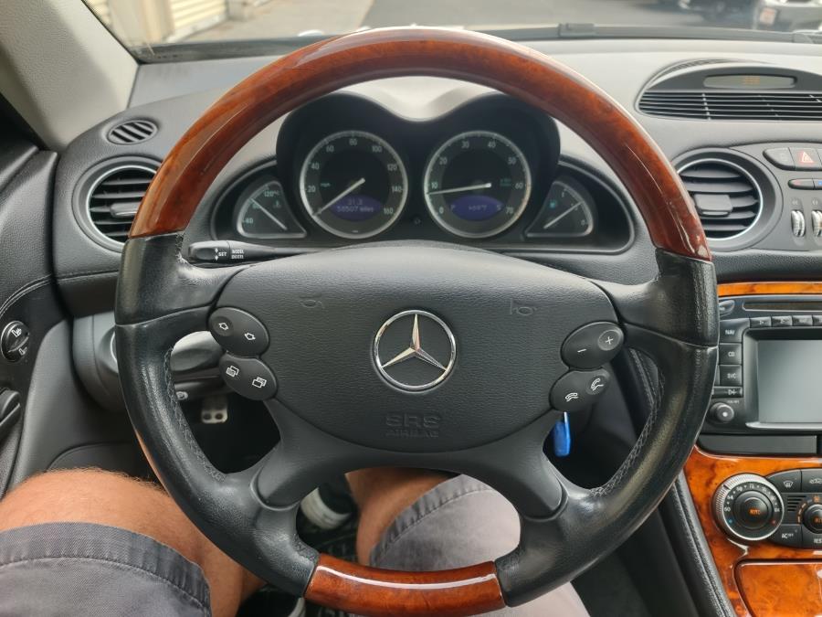 2003 Mercedes-Benz SL-Class 2dr Roadster 5.0L, available for sale in Wantagh, New York | Alpine Motors Inc. Wantagh, New York 2003 Mercedes-Benz SL-Class 2dr Roadster 5.0L, available for sale in Wantagh, New York | Alpine Motors Inc. Wantagh, New York