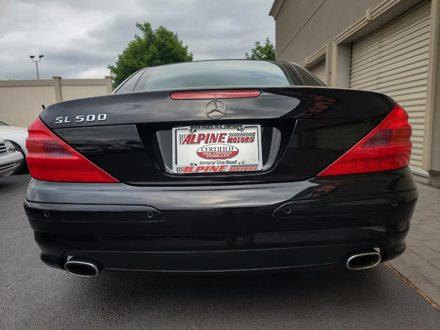 2003 Mercedes-Benz SL-Class 2dr Roadster 5.0L, available for sale in Wantagh, New York | Alpine Motors Inc. Wantagh, New York 2003 Mercedes-Benz SL-Class 2dr Roadster 5.0L, available for sale in Wantagh, New York | Alpine Motors Inc. Wantagh, New York