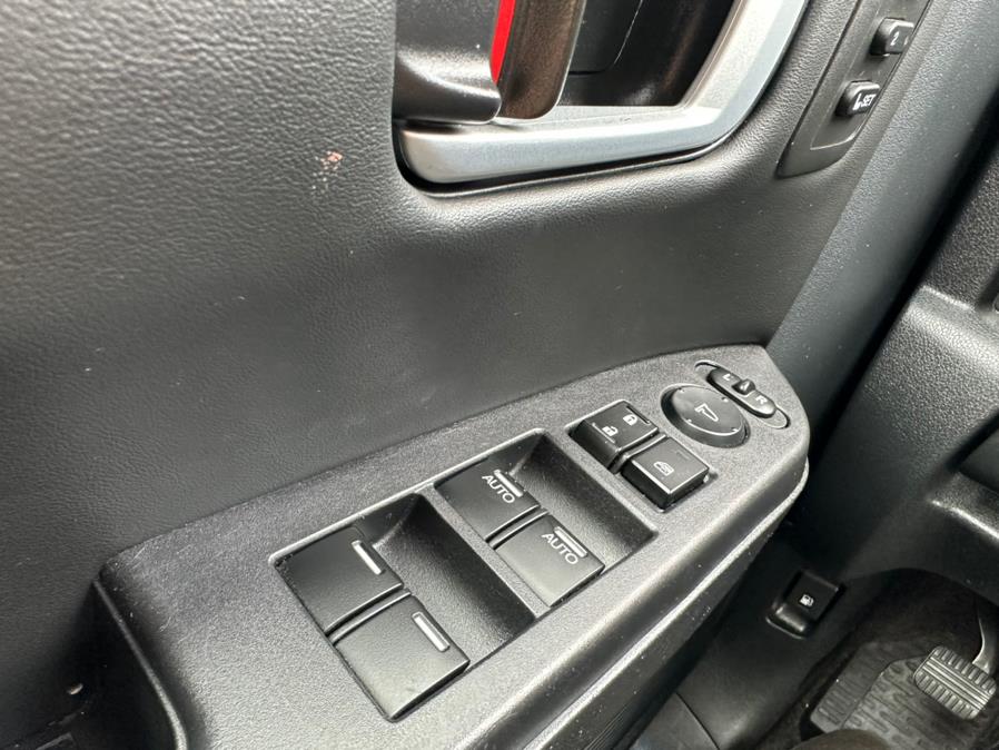 2012 Honda Pilot 4WD 4dr Touring w/RES & Navi, available for sale in Manchester, Connecticut | Carsonmain LLC. Manchester, Connecticut 2012 Honda Pilot 4WD 4dr Touring w/RES & Navi, available for sale in Manchester, Connecticut | Carsonmain LLC. Manchester, Connecticut