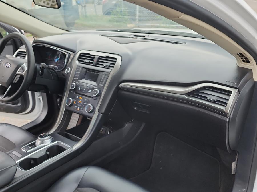 2017 Ford Fusion Hybrid SE FWD, available for sale in Temple Hills, Maryland | Temple Hills Used Car. Temple Hills, Maryland 2017 Ford Fusion Hybrid SE FWD, available for sale in Temple Hills, Maryland | Temple Hills Used Car. Temple Hills, Maryland