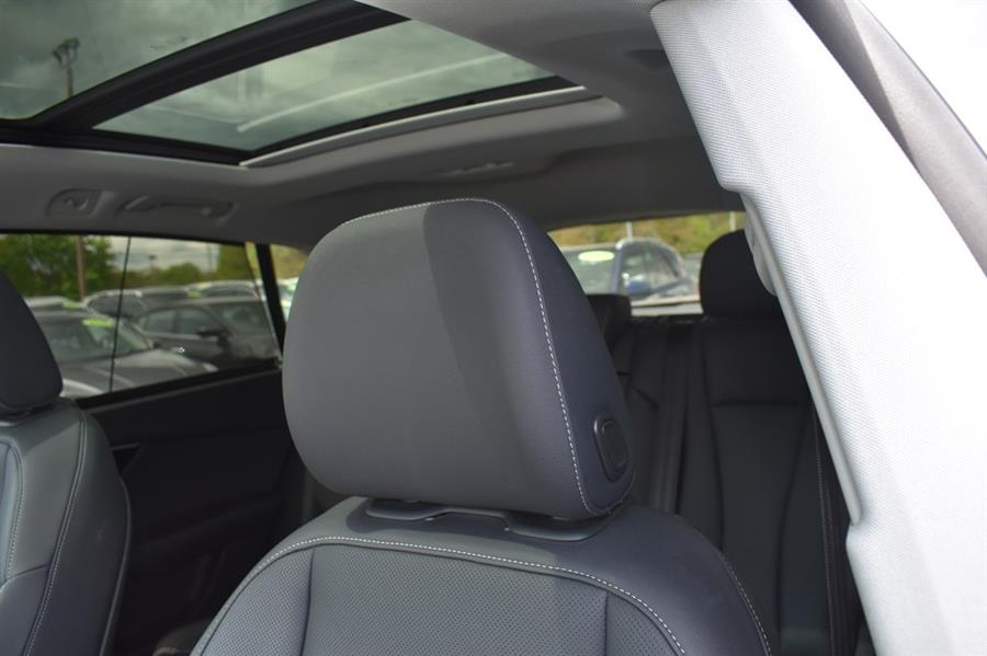 2019 Audi Q8 PRESTIGE S-LINE, available for sale in Patchogue, New York | 112 Auto Plaza. Patchogue, New York 2019 Audi Q8 PRESTIGE S-LINE, available for sale in Patchogue, New York | 112 Auto Plaza. Patchogue, New York