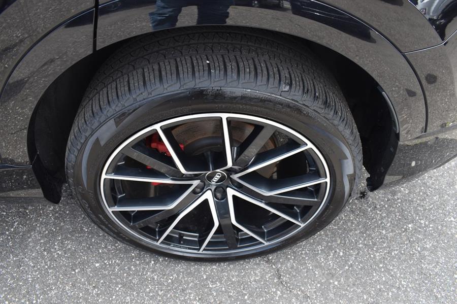 2019 Audi Q8 PRESTIGE S-LINE, available for sale in Patchogue, New York | 112 Auto Plaza. Patchogue, New York 2019 Audi Q8 PRESTIGE S-LINE, available for sale in Patchogue, New York | 112 Auto Plaza. Patchogue, New York