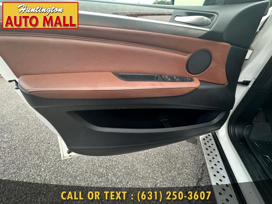 2013 BMW X5 AWD 4dr xDrive35i Premium, available for sale in Huntington Station, New York | Huntington Auto Mall. Huntington Station, New York 2013 BMW X5 AWD 4dr xDrive35i Premium, available for sale in Huntington Station, New York | Huntington Auto Mall. Huntington Station, New York