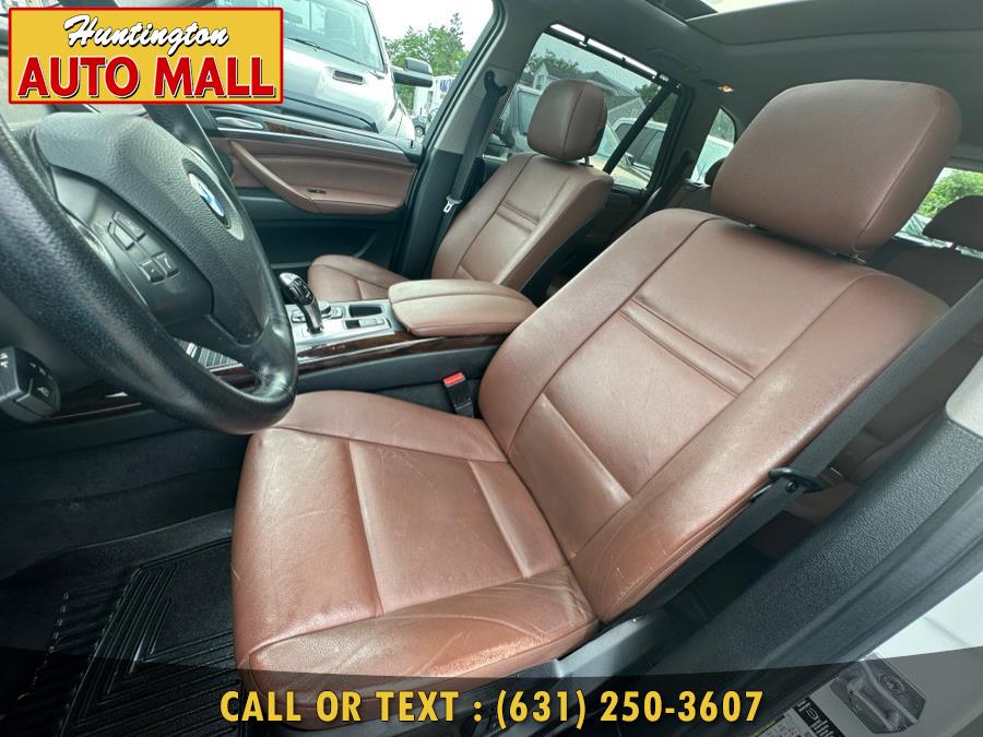 2013 BMW X5 AWD 4dr xDrive35i Premium, available for sale in Huntington Station, New York | Huntington Auto Mall. Huntington Station, New York 2013 BMW X5 AWD 4dr xDrive35i Premium, available for sale in Huntington Station, New York | Huntington Auto Mall. Huntington Station, New York