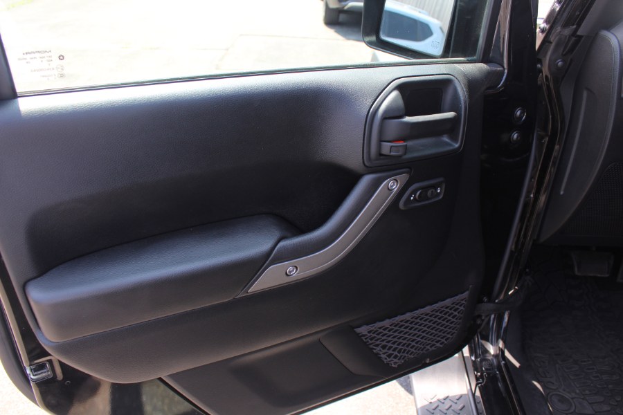 2016 Jeep Wrangler Unlimited 4WD 4dr Sport, available for sale in Deer Park, New York | Car Tec Enterprise Leasing & Sales LLC. Deer Park, New York 2016 Jeep Wrangler Unlimited 4WD 4dr Sport, available for sale in Deer Park, New York | Car Tec Enterprise Leasing & Sales LLC. Deer Park, New York