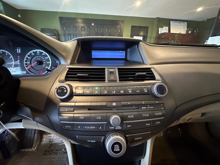 2010 Honda Accord Sdn 4dr I4 Auto LX, available for sale in West Hartford, Connecticut | AutoMax. West Hartford, Connecticut 2010 Honda Accord Sdn 4dr I4 Auto LX, available for sale in West Hartford, Connecticut | AutoMax. West Hartford, Connecticut