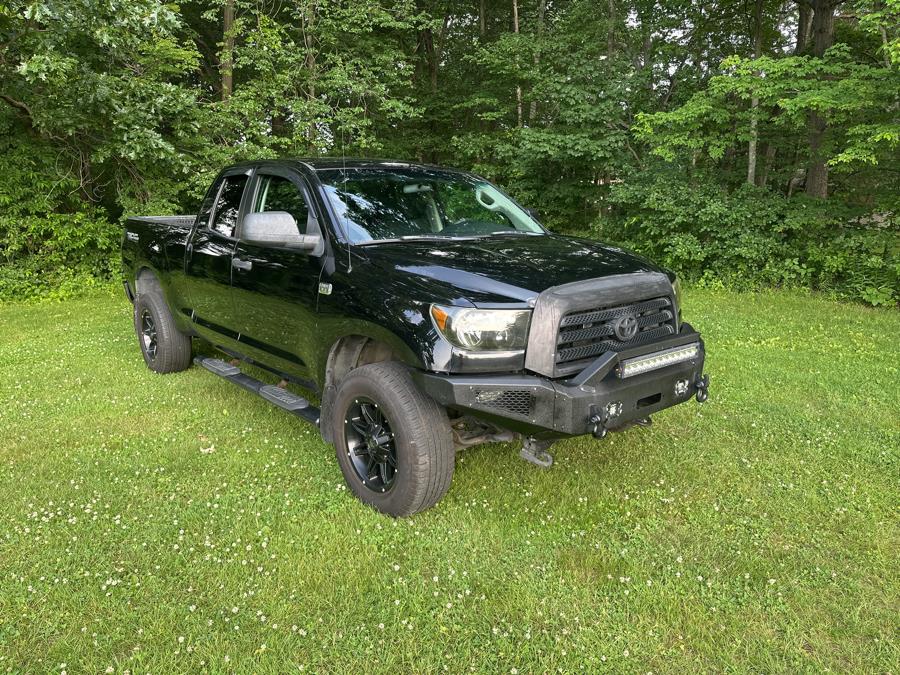 2007 Toyota Tundra 4WD Double 145.7" 4.7L V8 SR5 (Natl, available for sale in Plainville, Connecticut | Choice Group LLC Choice Motor Car. Plainville, Connecticut