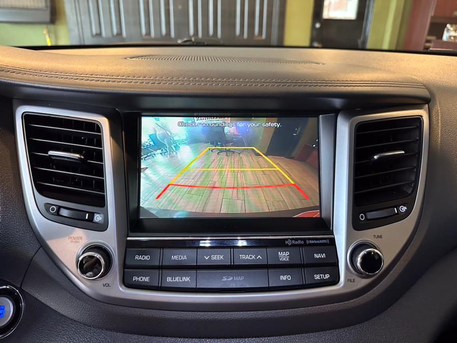 2016 Hyundai Tucson AWD 4dr Limited, available for sale in West Hartford, Connecticut | AutoMax. West Hartford, Connecticut 2016 Hyundai Tucson AWD 4dr Limited, available for sale in West Hartford, Connecticut | AutoMax. West Hartford, Connecticut