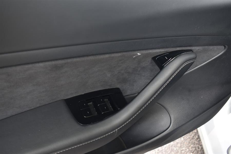 2020 Tesla Model 3 Standard Range Plus 4dr Sedan, available for sale in Great Neck, New York | Camy Cars. Great Neck, New York 2020 Tesla Model 3 Standard Range Plus 4dr Sedan, available for sale in Great Neck, New York | Camy Cars. Great Neck, New York