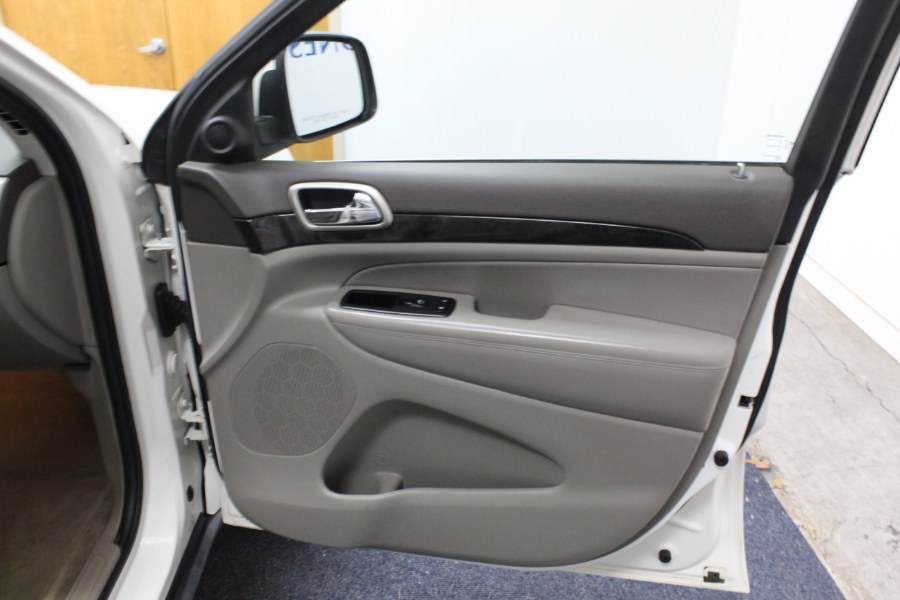 Jeep Grand Cherokee 2011 in Plainville, Waterbury, New Haven