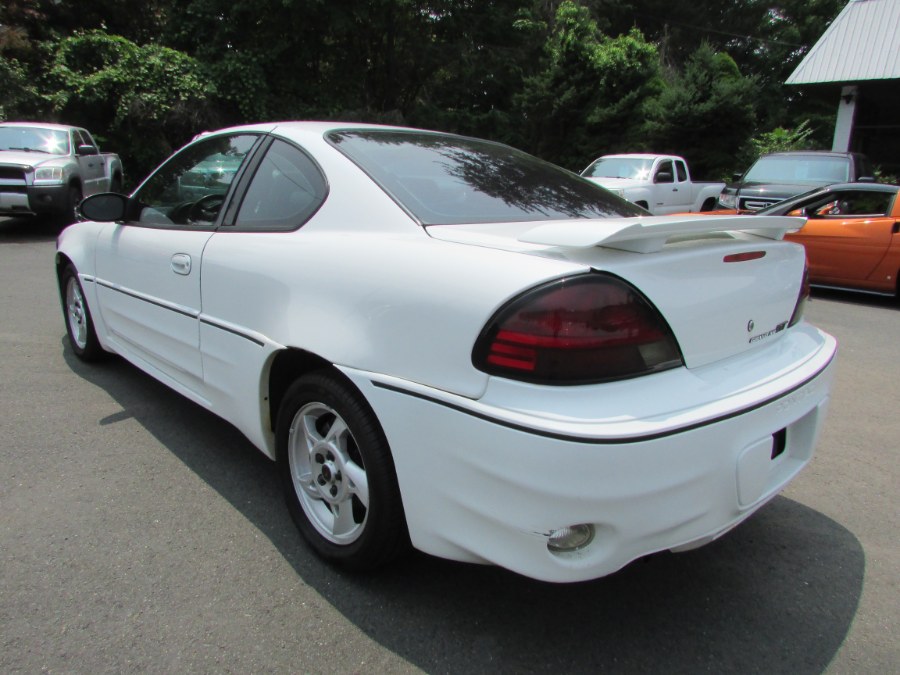2005 Pontiac Grand Am 2dr Cpe GT1, available for sale in East Windsor, Connecticut | United Auto Sales of E Windsor, Inc. East Windsor, Connecticut 2005 Pontiac Grand Am 2dr Cpe GT1, available for sale in East Windsor, Connecticut | United Auto Sales of E Windsor, Inc. East Windsor, Connecticut