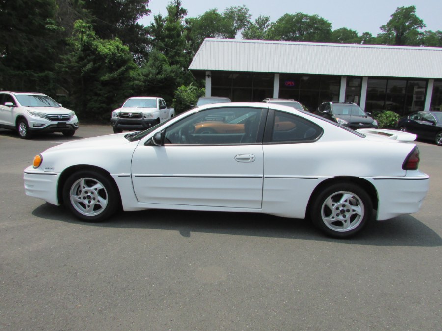 2005 Pontiac Grand Am 2dr Cpe GT1, available for sale in East Windsor, Connecticut | United Auto Sales of E Windsor, Inc. East Windsor, Connecticut 2005 Pontiac Grand Am 2dr Cpe GT1, available for sale in East Windsor, Connecticut | United Auto Sales of E Windsor, Inc. East Windsor, Connecticut
