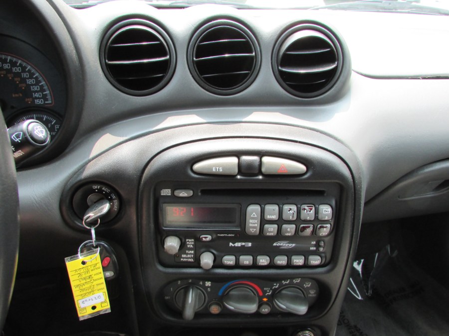 2005 Pontiac Grand Am 2dr Cpe GT1, available for sale in East Windsor, Connecticut | United Auto Sales of E Windsor, Inc. East Windsor, Connecticut 2005 Pontiac Grand Am 2dr Cpe GT1, available for sale in East Windsor, Connecticut | United Auto Sales of E Windsor, Inc. East Windsor, Connecticut