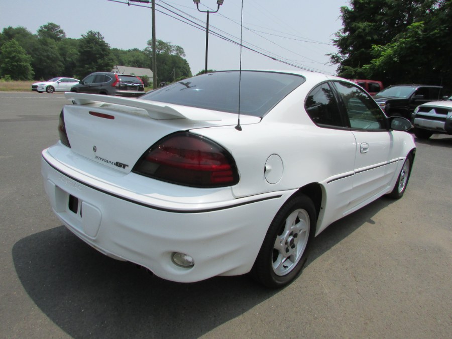 2005 Pontiac Grand Am 2dr Cpe GT1, available for sale in East Windsor, Connecticut | United Auto Sales of E Windsor, Inc. East Windsor, Connecticut 2005 Pontiac Grand Am 2dr Cpe GT1, available for sale in East Windsor, Connecticut | United Auto Sales of E Windsor, Inc. East Windsor, Connecticut