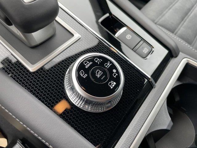 2023 Mitsubishi Outlander SE Black Edition, available for sale in Great Neck, New York | Camy Cars. Great Neck, New York 2023 Mitsubishi Outlander SE Black Edition, available for sale in Great Neck, New York | Camy Cars. Great Neck, New York