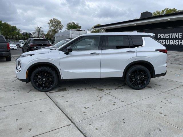 2023 Mitsubishi Outlander SE Black Edition, available for sale in Great Neck, New York | Camy Cars. Great Neck, New York 2023 Mitsubishi Outlander SE Black Edition, available for sale in Great Neck, New York | Camy Cars. Great Neck, New York