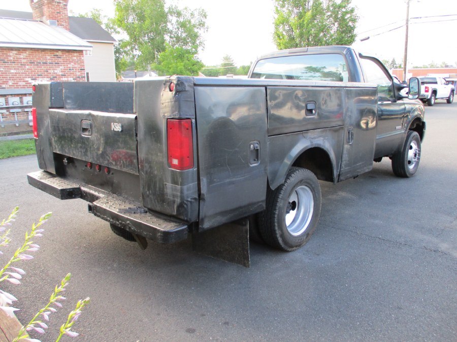 2005 Ford Super Duty F-350 DRW Reg Cab 165" WB 84" CA XL 4WD, available for sale in Suffield, Connecticut | Suffield Auto LLC. Suffield, Connecticut 2005 Ford Super Duty F-350 DRW Reg Cab 165" WB 84" CA XL 4WD, available for sale in Suffield, Connecticut | Suffield Auto LLC. Suffield, Connecticut